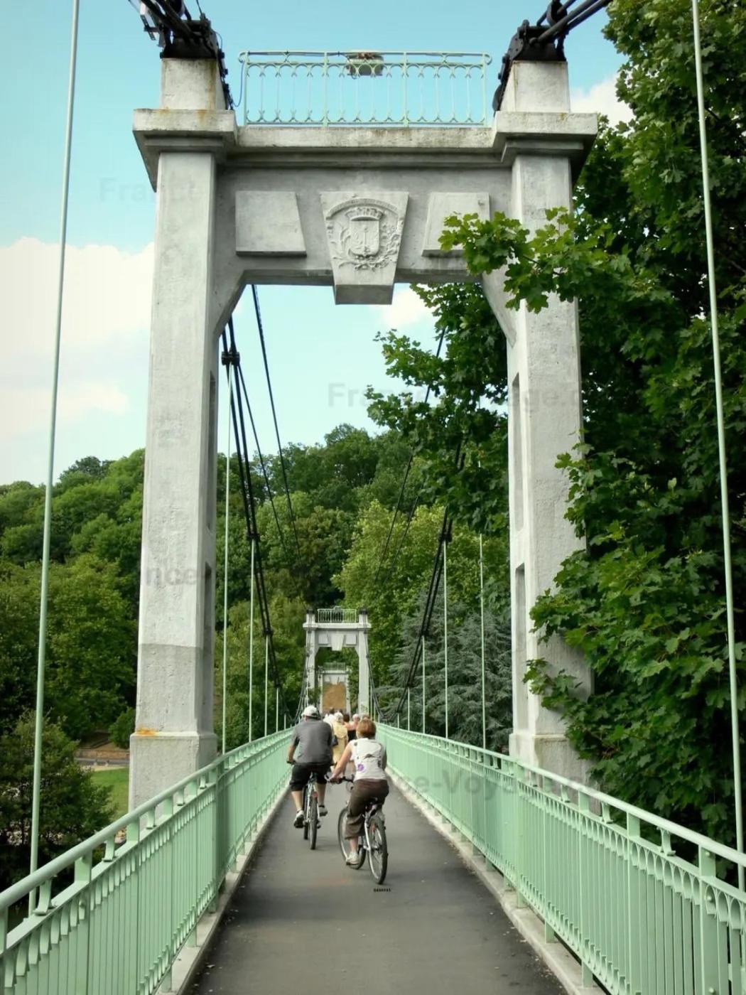 Le Petit Ardennais Charleville-Mézières Εξωτερικό φωτογραφία