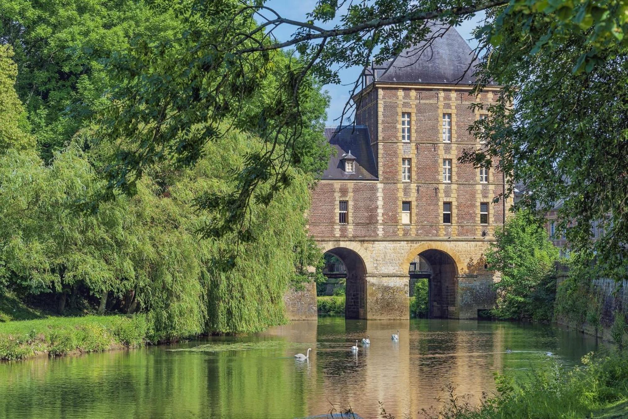 Le Petit Ardennais Charleville-Mézières Εξωτερικό φωτογραφία